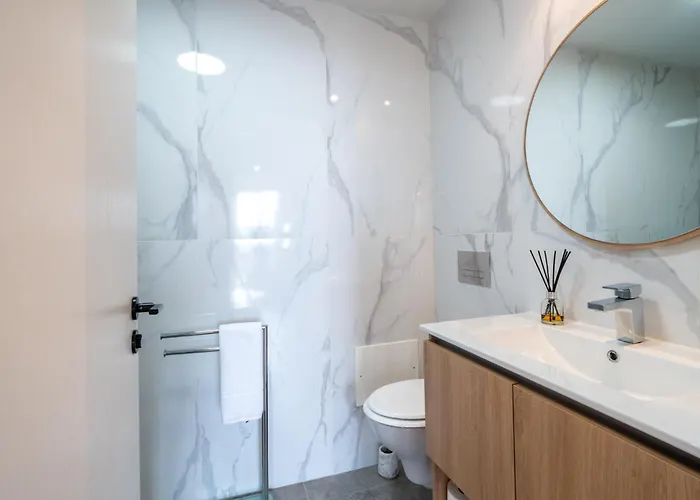 Bay By Amazing Madeira شقة فونشال